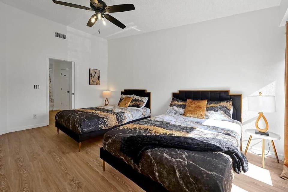 Apartment, Non Smoking, Air conditioning | Iron/ironing board, WiFi (free)