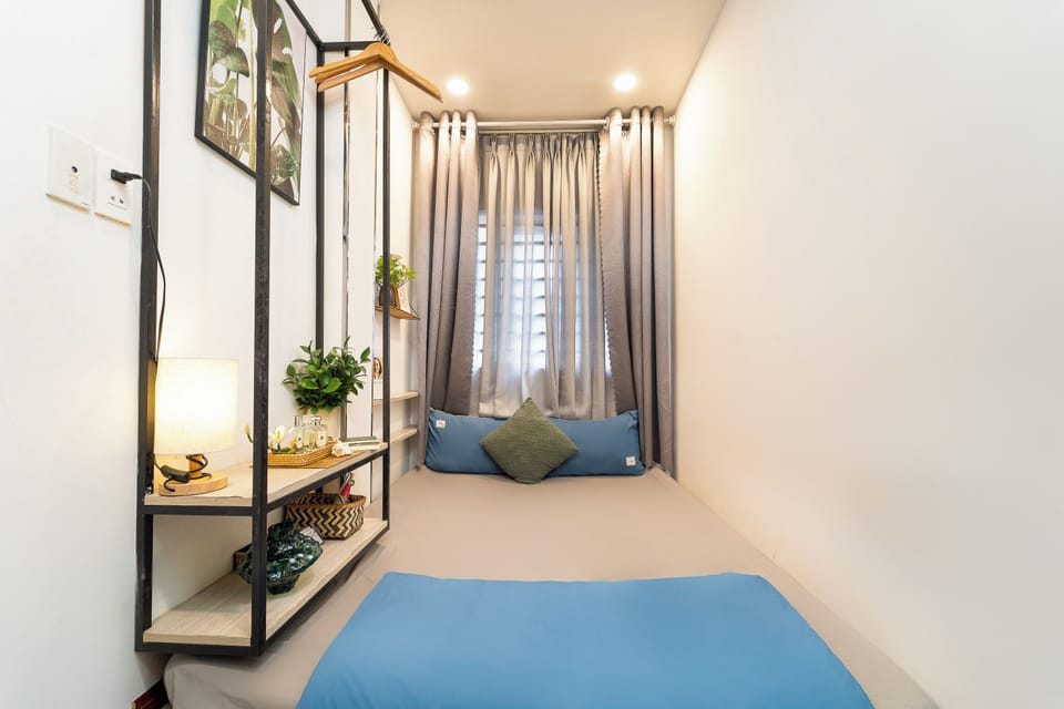 Basic Room | Iron/ironing board (on request), WiFi (free)