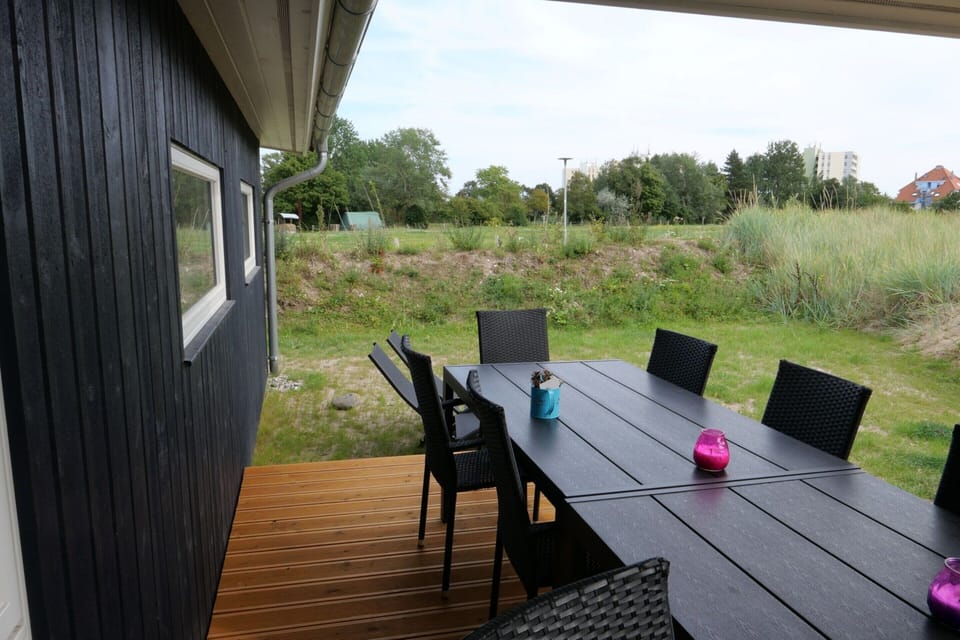Apartment | Outdoor dining