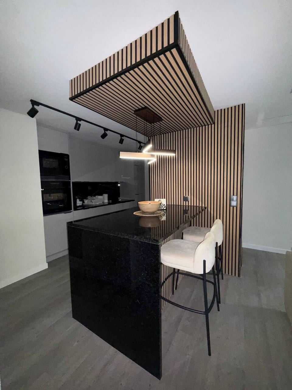 Apartment, 3 Bedrooms, Accessible, Smoking | Dining room