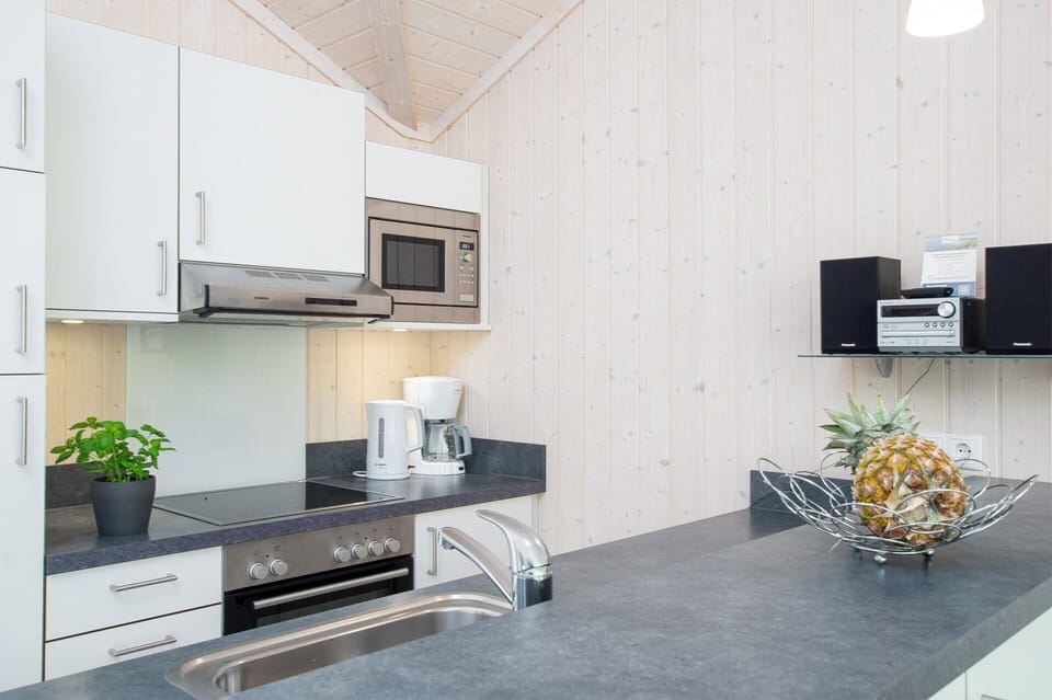 Apartment | Private kitchen | Highchair