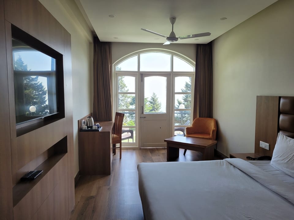 Premium Club Room