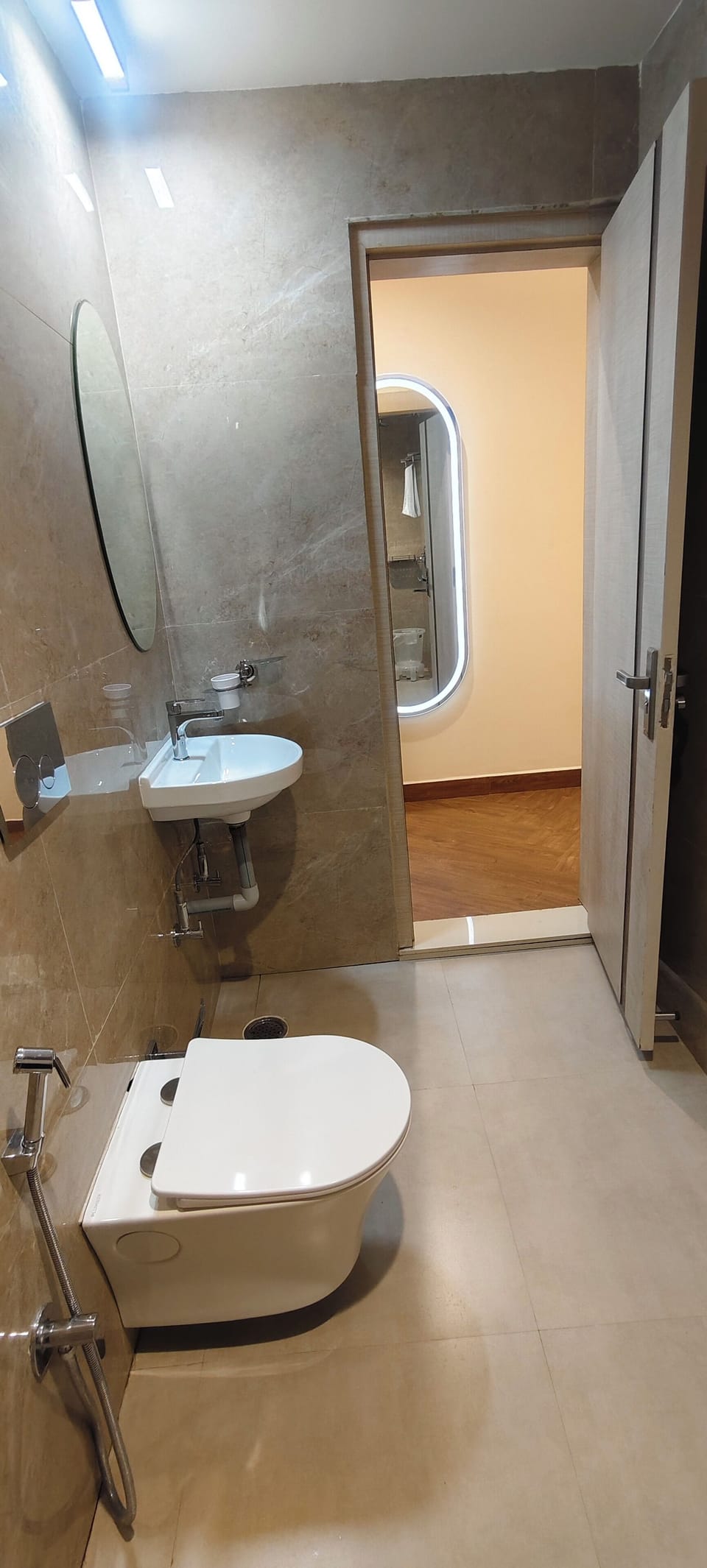 Shower, free toiletries, towels, toilet paper