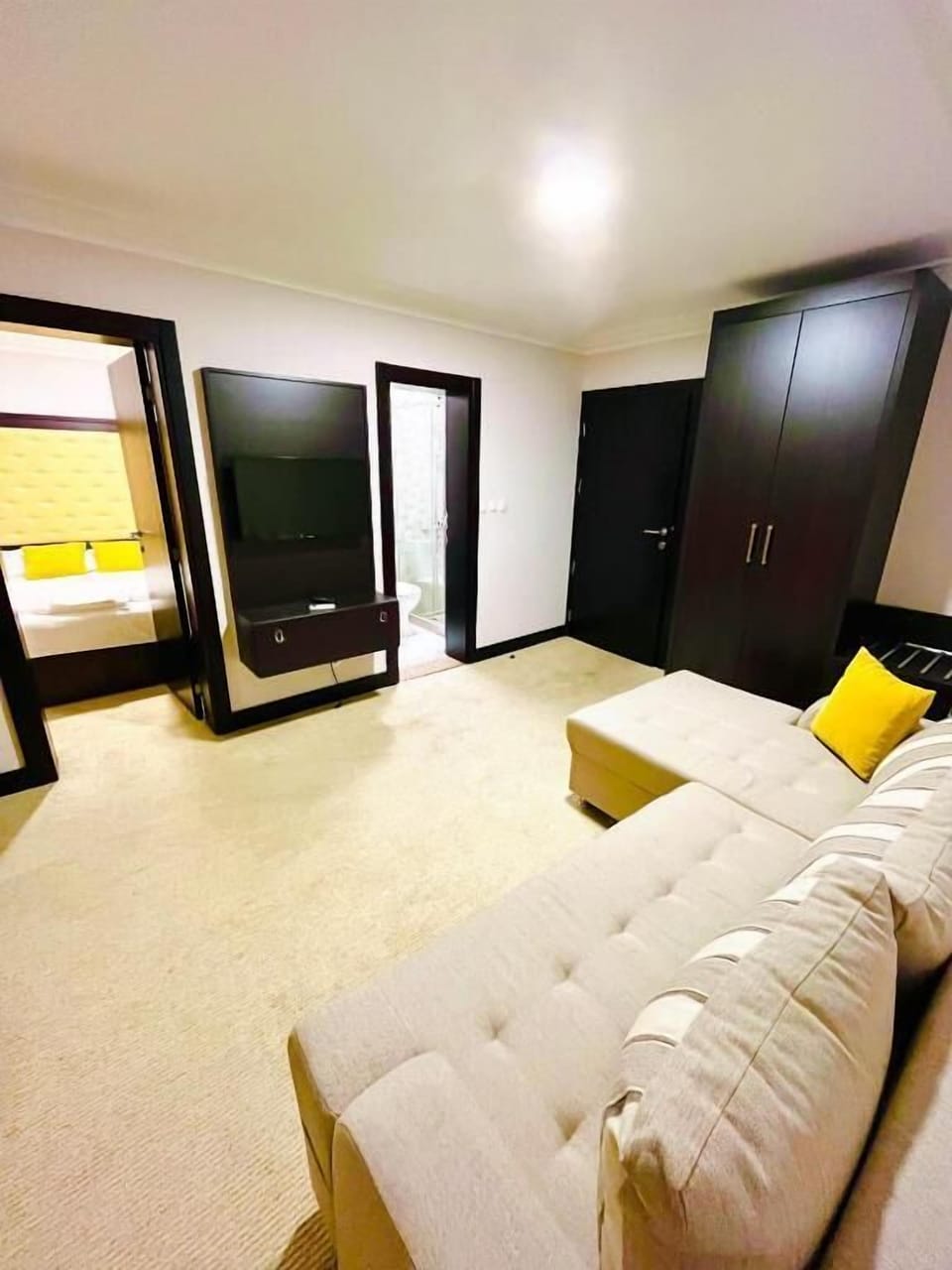 Apartment, Balcony, Garden View | Iron/ironing board, WiFi (free)