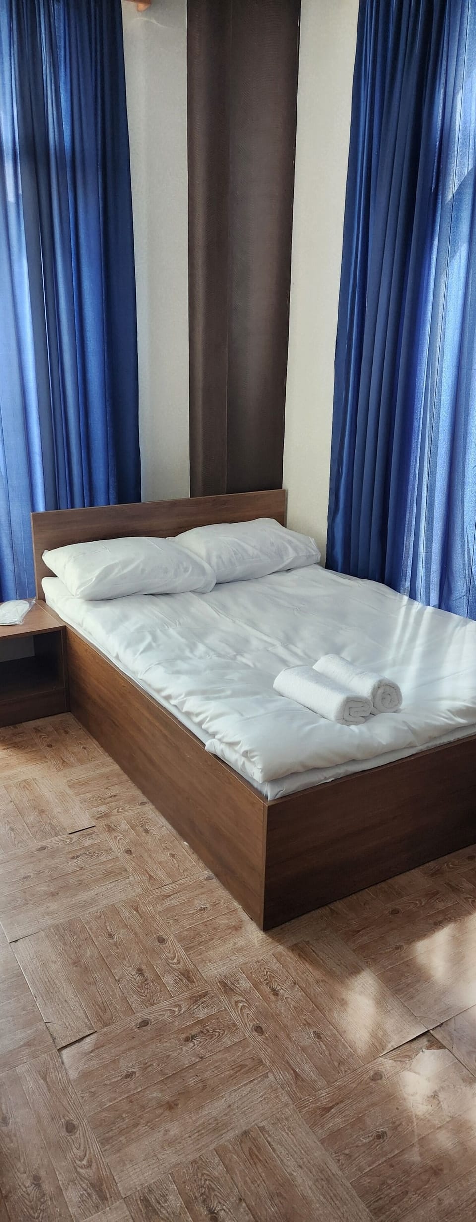 Family Triple Room, City View | Desk, laptop workspace, blackout drapes, soundproofing