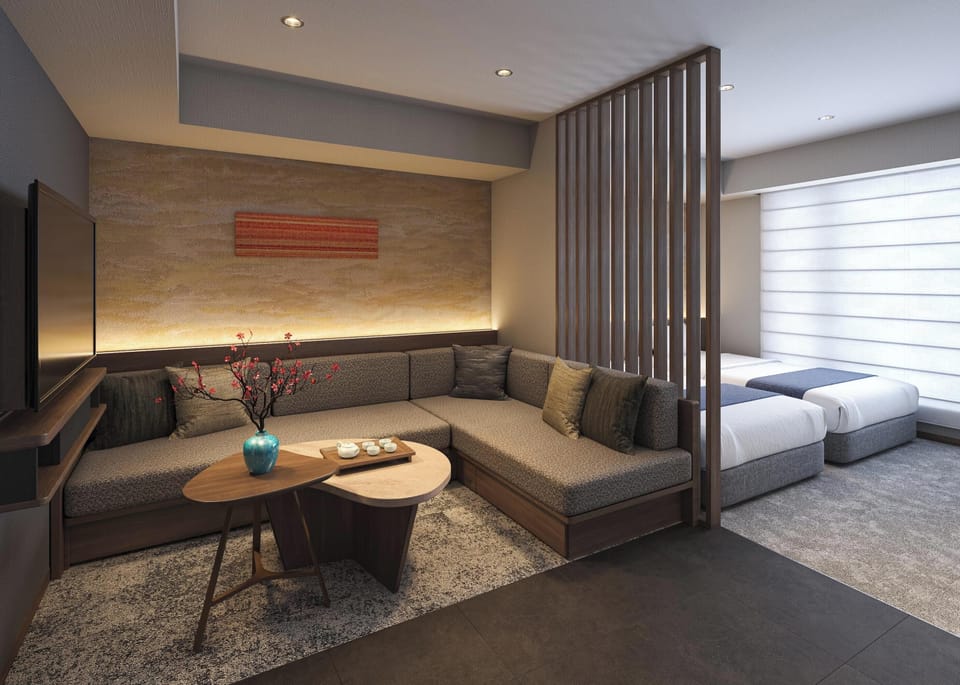In-room safe, WiFi (free), bed sheets