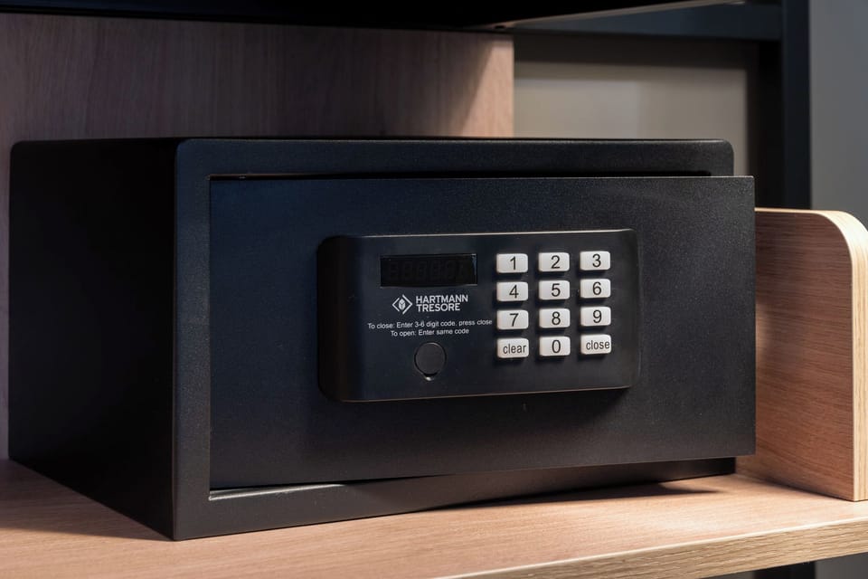 Superior Double Room | Safe