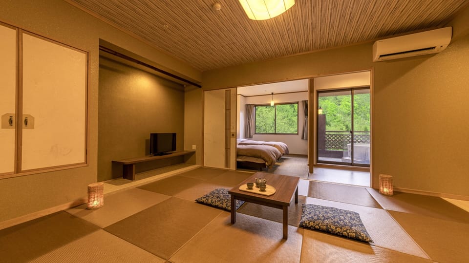 Superior Japanese Western Style Room with Open-air Bath, Non-Smoking | In-room safe, desk, WiFi (free)