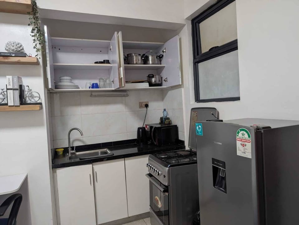 Classic Studio, City View | Private kitchen | Coffee/tea maker, fridge, microwave, oven