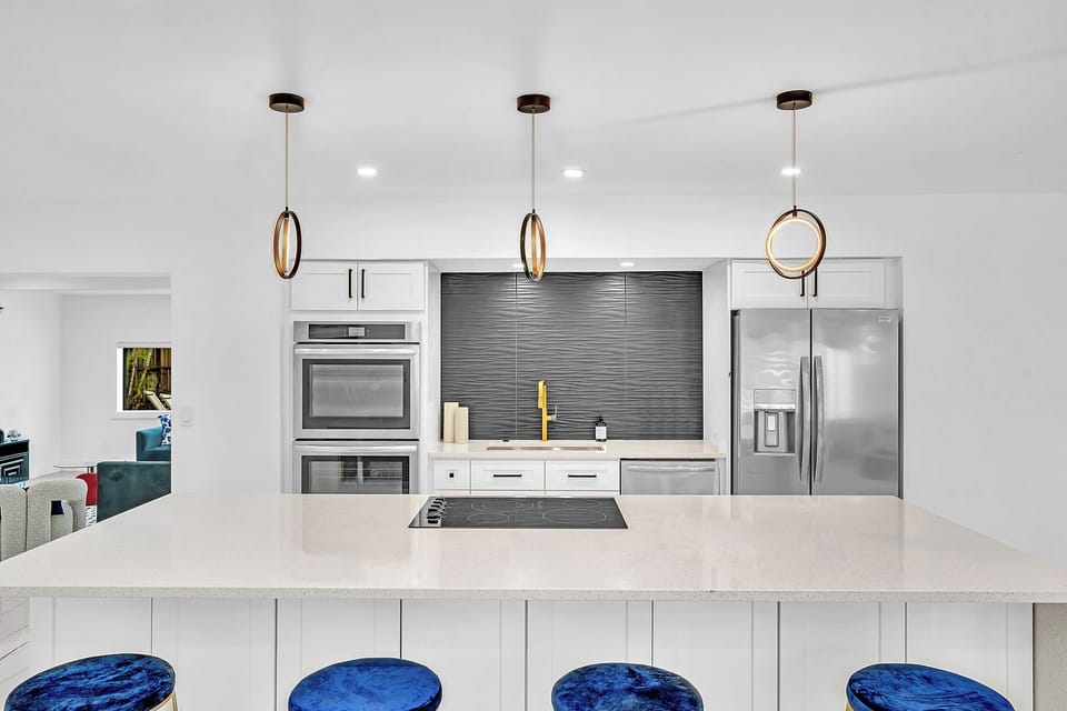 Comfort Apartment | Private kitchen | Coffee/tea maker
