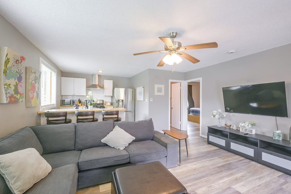 Apartment (2 Bedrooms) | Front of property