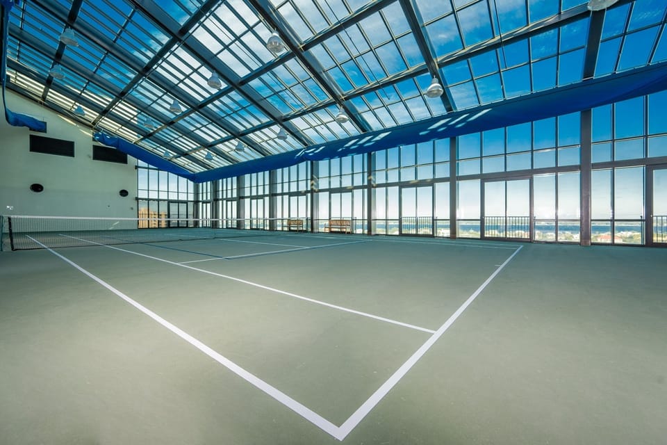 Condo, 2 Bedrooms | Sport court