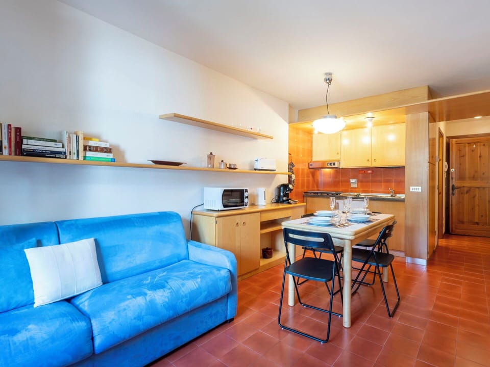 Interior Design, Wood, Flooring, Room, Ceiling, Floor, Furniture, Apartment, Home, Living Room