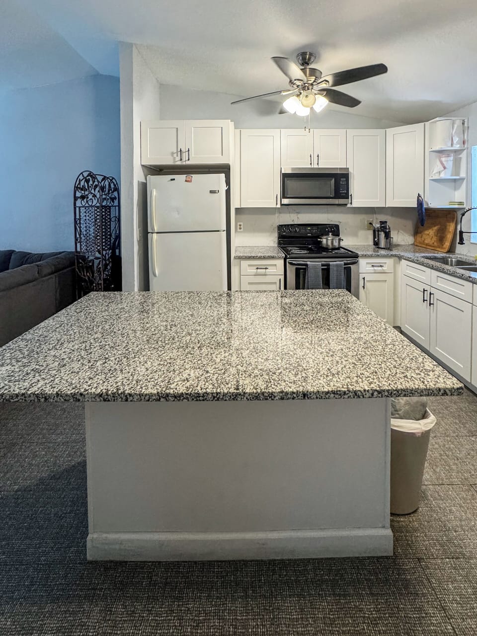 Apartment, Patio | Private kitchen