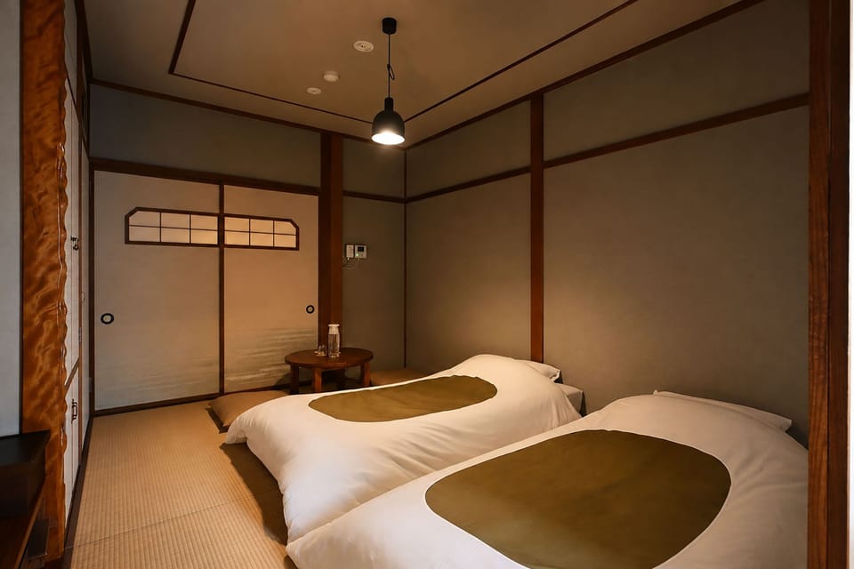 Deluxe Room, City View | WiFi (free)