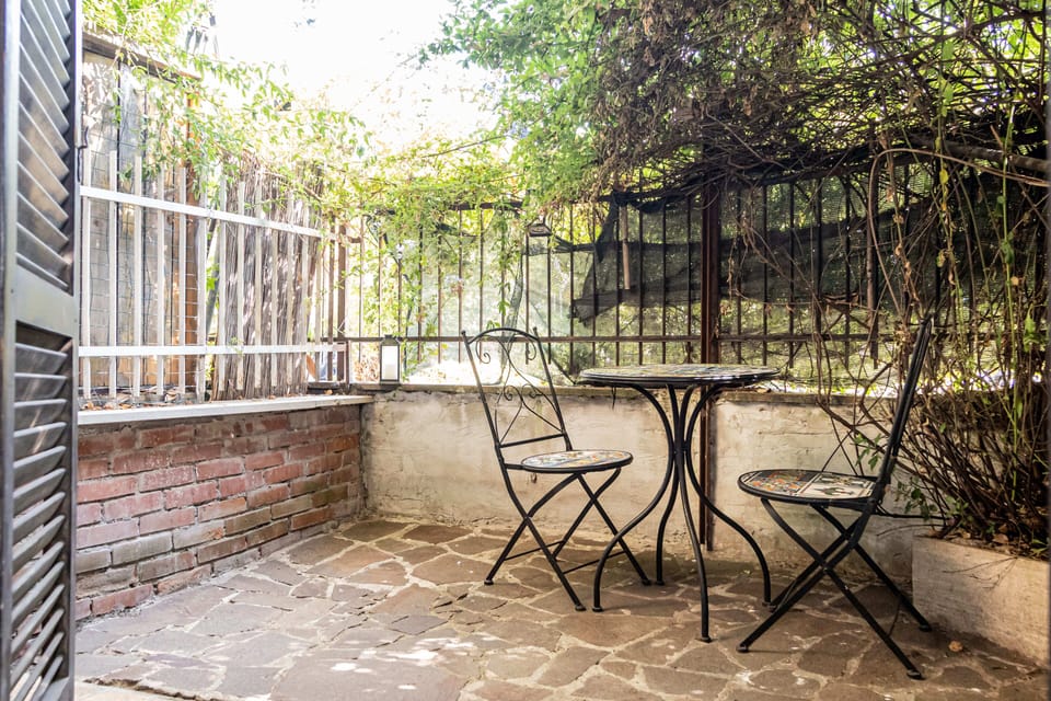 Apartment | Outdoor dining