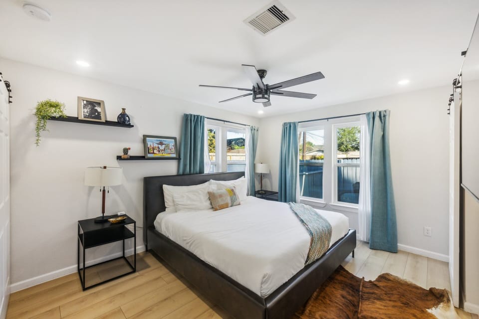 Bedroom 3 - Cowboy Oasis