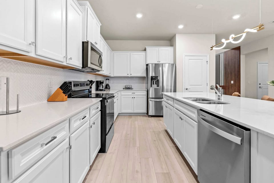 Fully equipped kitchen