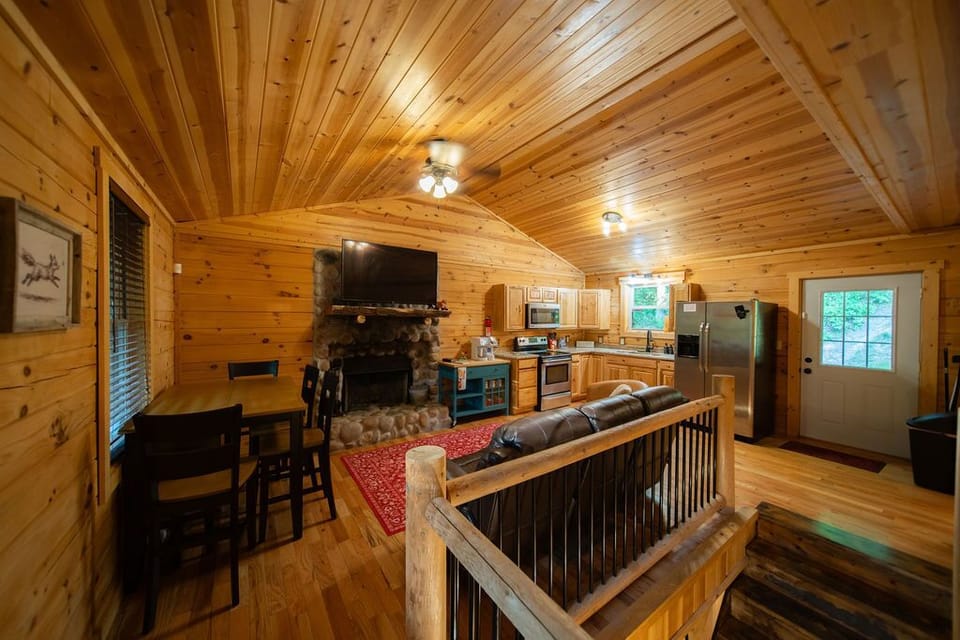 Living Room / Lounge