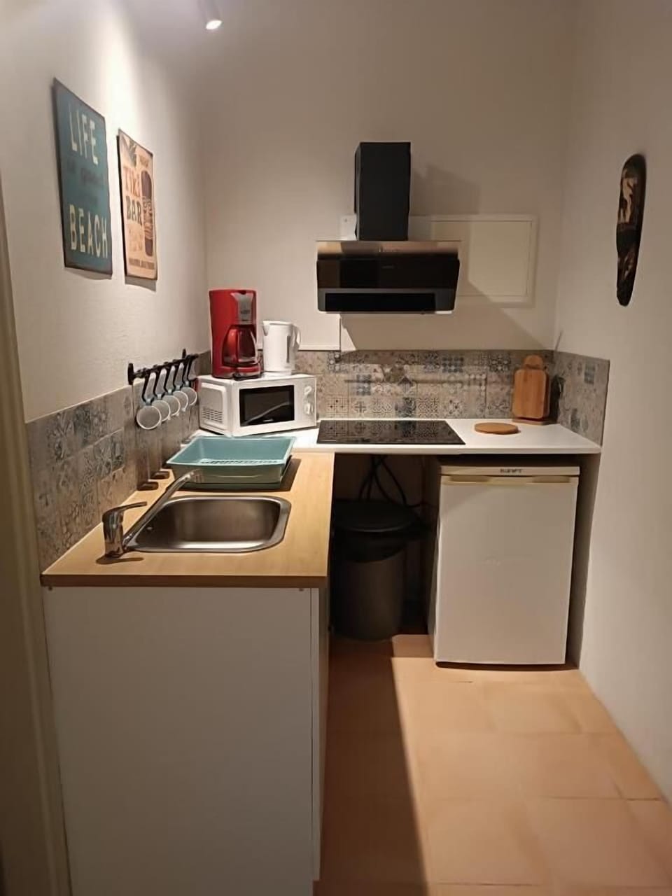 Shared fridge, shared microwave, electric kettle, toaster