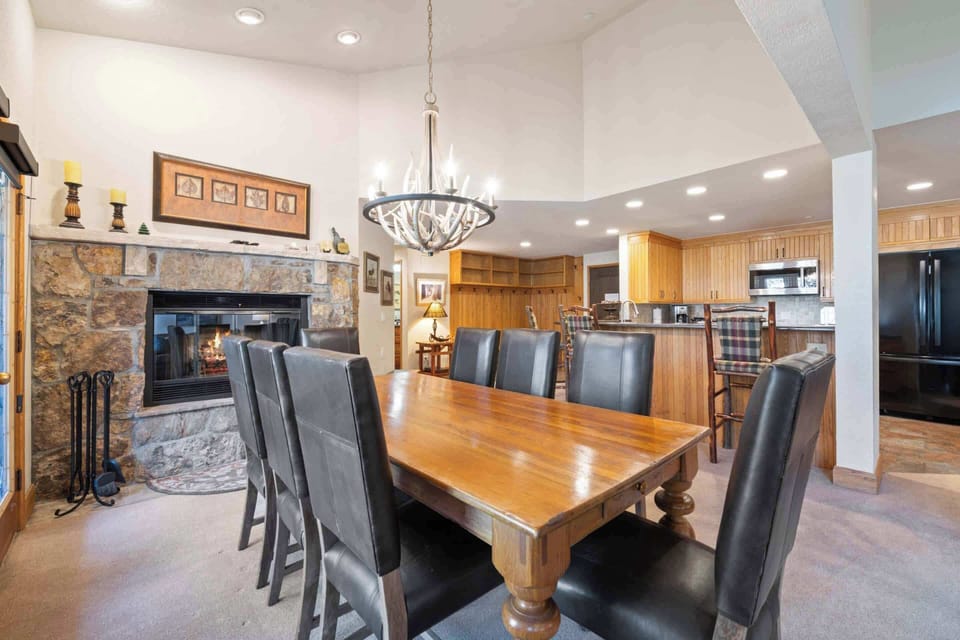 Dining area: Dining table with seating for 8, barstools with seating for 4 
