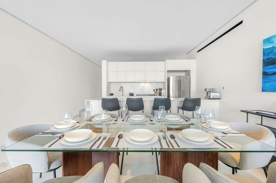 Spacious dining area connected to the kitchen.