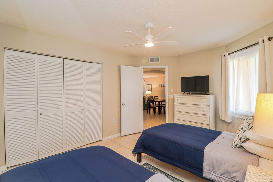 St. Augustine Beach Vacation Rentals Guest Bedroom