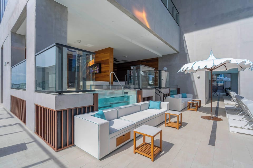 Soak your cares away in the chic poolside spas ​