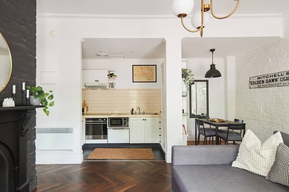 From the lounge, the cosy layout flows naturally into the kitchen and dining spaces, creating an easy setting for cooking, dining and relaxing throughout your stay.