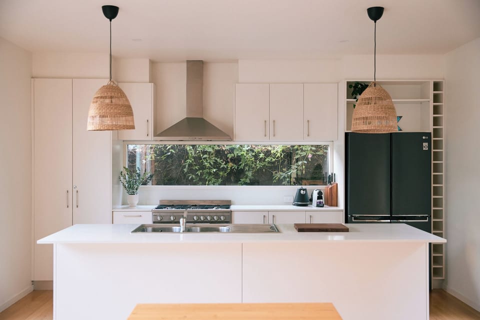 Well-equipped for easy holiday cooking, the kitchen features quality appliances including a stove, oven, refrigerator, dishwasher and Nespresso machine, making everything from quick breakfasts to relaxed dinners simple and enjoyable.