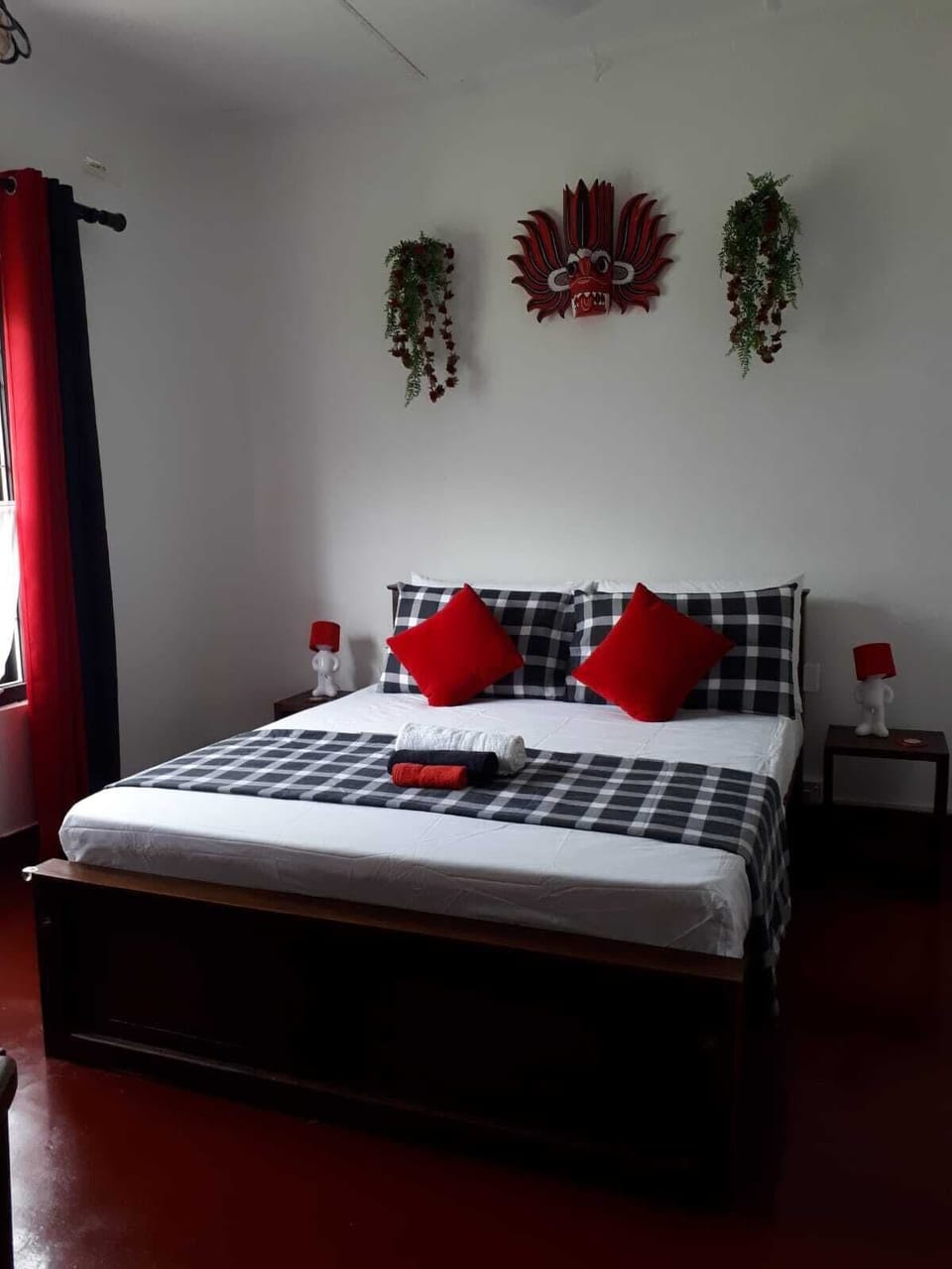 Standard Double Room, Garden View | WiFi (free)