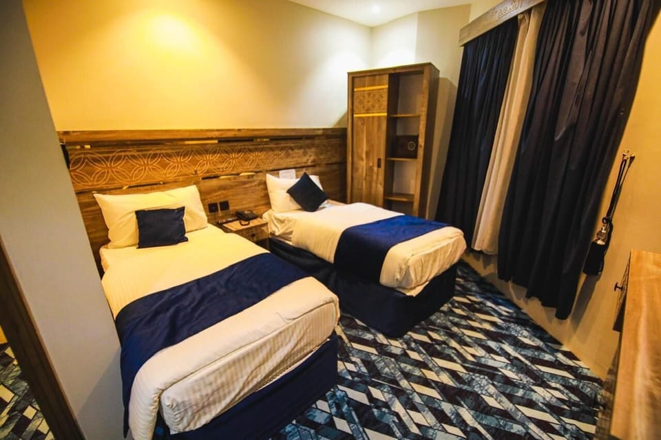 Basic Double Room | Desk, WiFi (free)