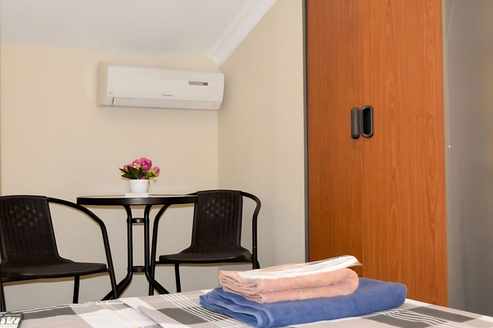 Double Room, City View | Blackout drapes, WiFi (free)