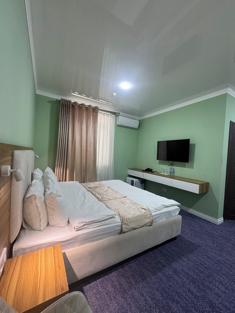 Comfort Double Room | Desk, laptop workspace