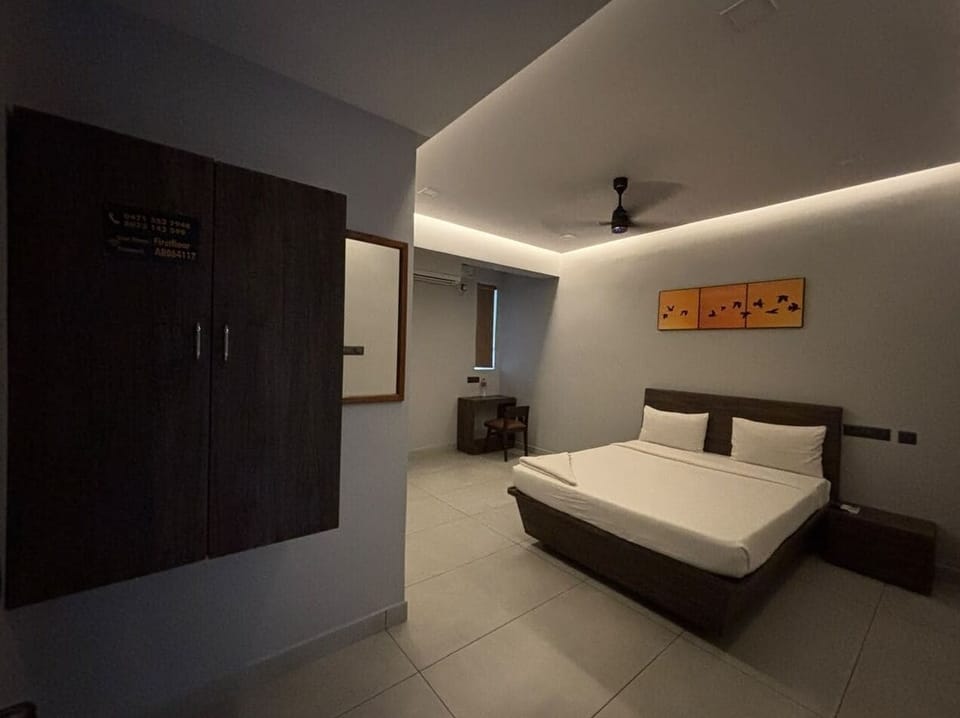 Deluxe Double Room | Desk, laptop workspace, WiFi (free)