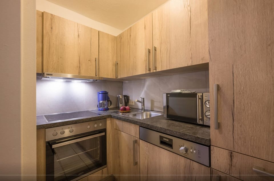 Westendorf vacation rental with kitchen for easy breakfasts, relaxed family meals and day trips to SkiWelt, hiking trails and the Kitzbühel Alps.