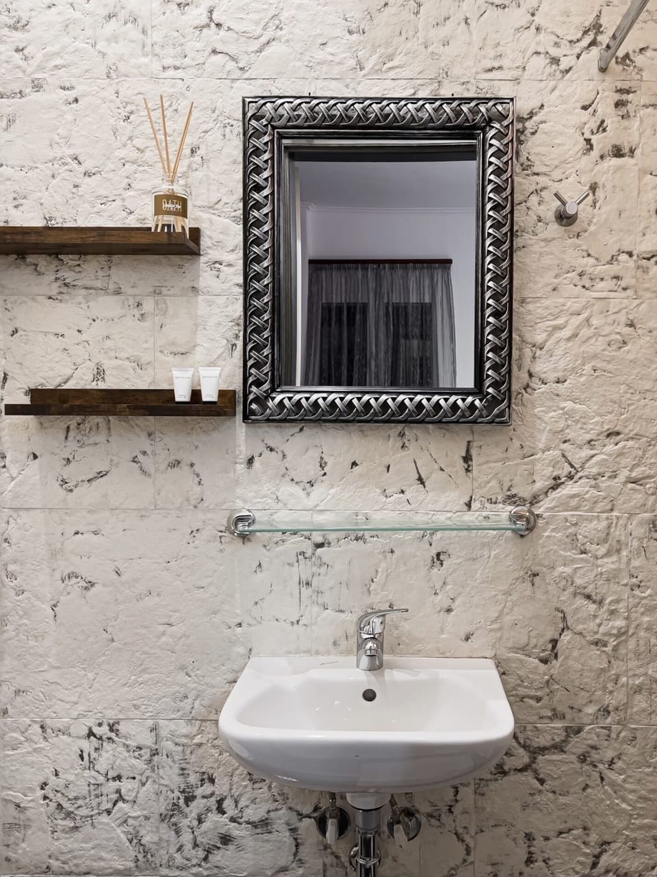 Studio, Balcony | Bathroom | Shower, free toiletries, hair dryer, towels
