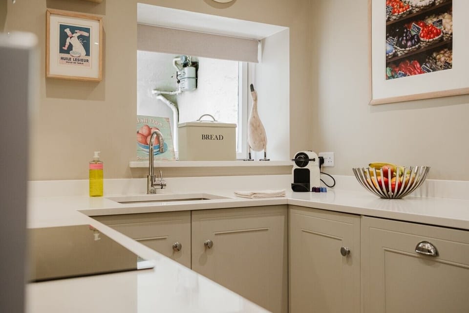 Rich Hall Photography-Garden Flat, 1 Berkeley Place-24 (1)
