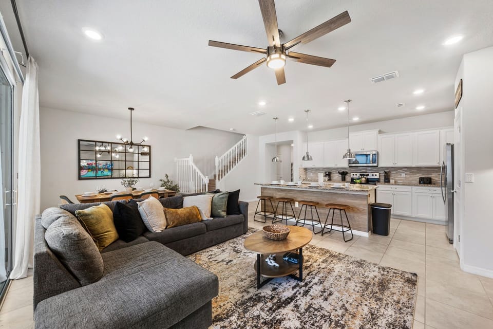 House (5 Bedrooms) | Property amenity