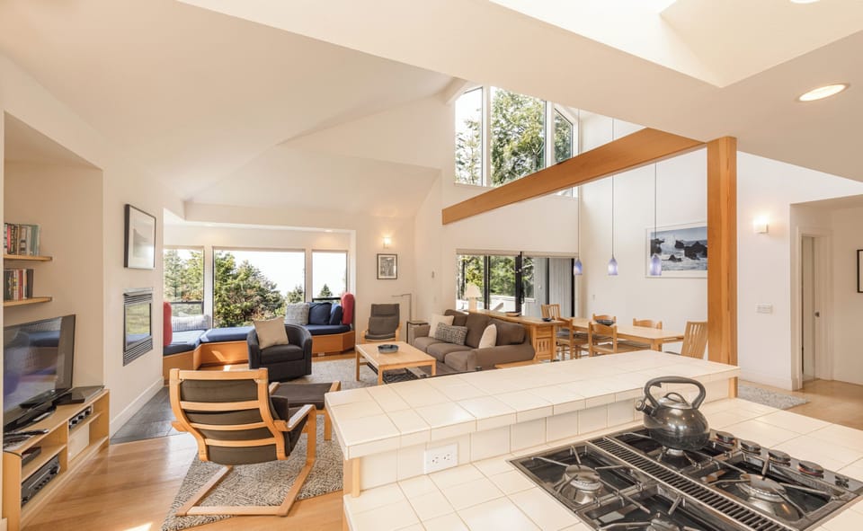 Kitchen to Living