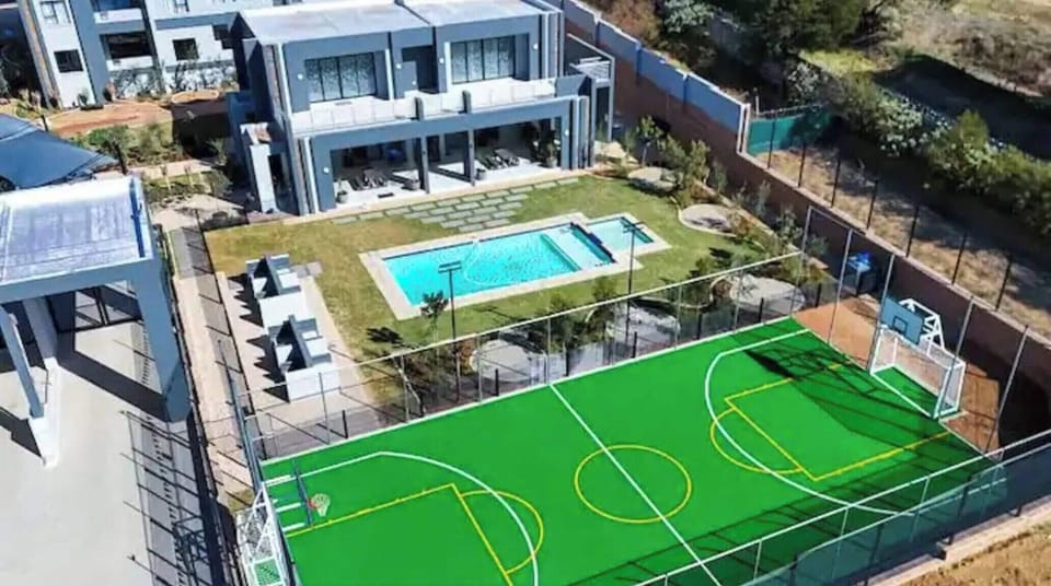 Apartment, 2 Bedrooms | Sport court