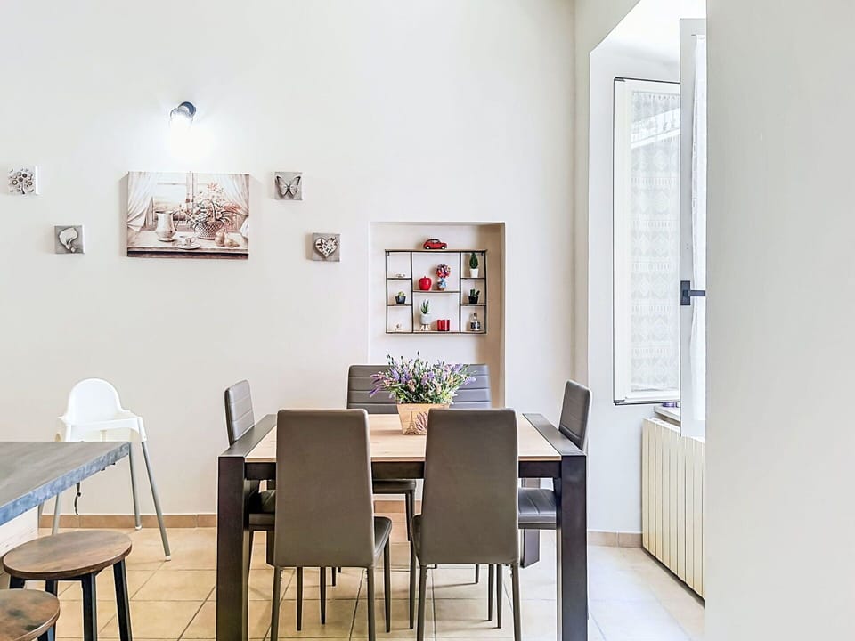 Furniture, Interior Design, Flooring, Wall, Table, Floor, Wood, Kitchen & Dining Room Table, Chair, Room