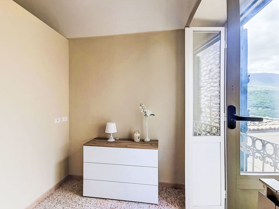 Flooring, Wall, Interior Design, Floor, Furniture, Wood, Room, Home, Cabinetry, Lighting