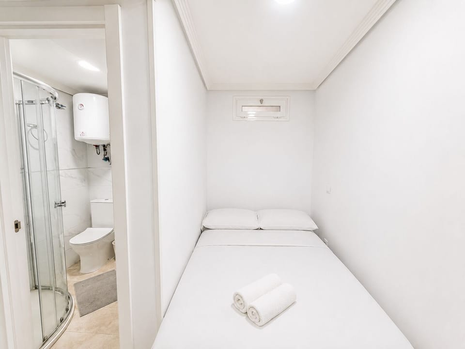 Hostel La Campana Hostel in Madrid