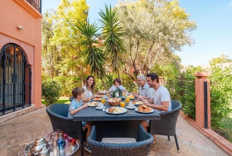 Villa, Balcony, Courtyard View | Outdoor dining