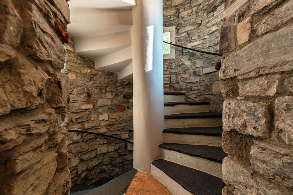 Villa, Lake View | Interior