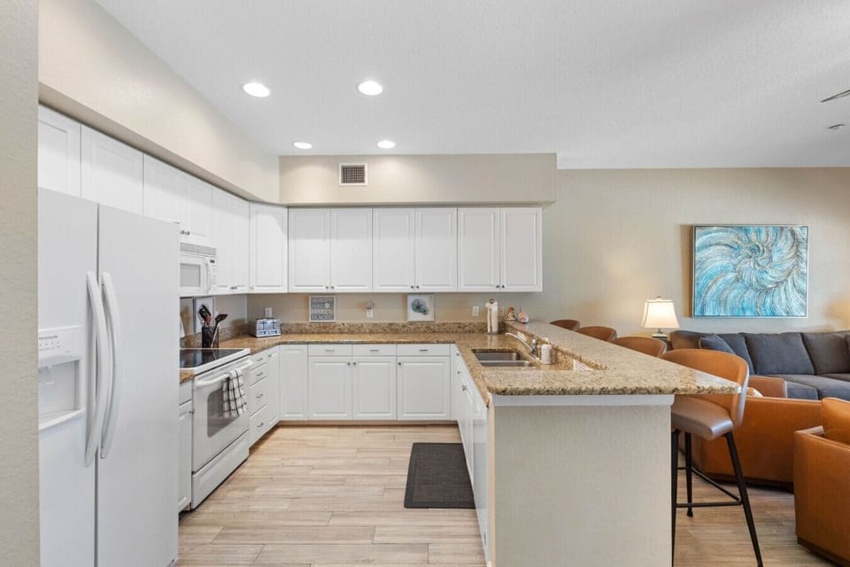 17-web-or-mls-102 Gulf Blvd 403 Indian Rocks Beach, FL-16