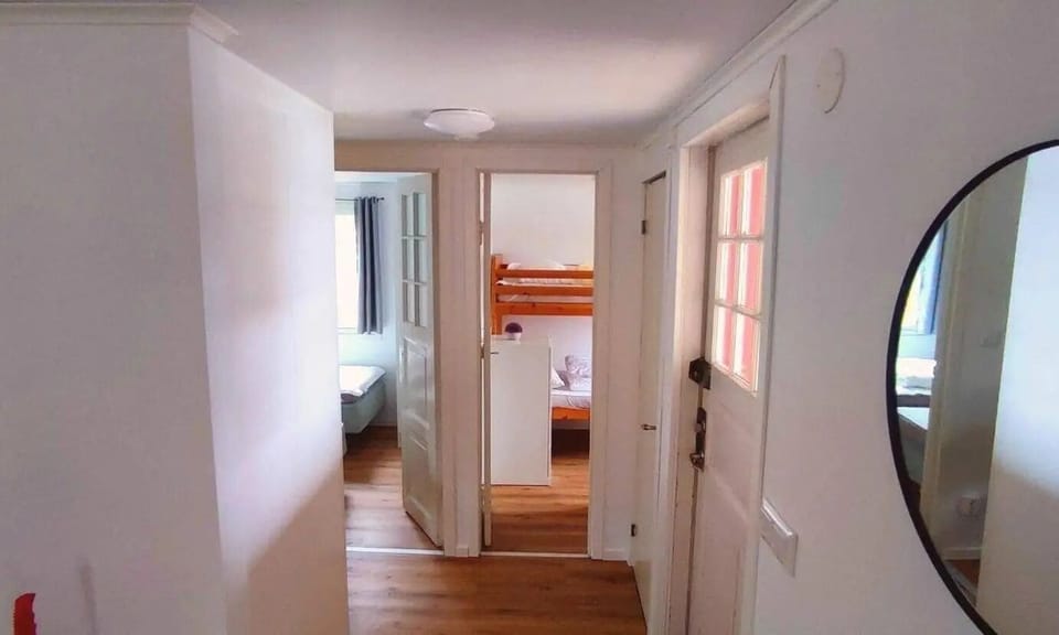 Premium Cabin, Lake View | Bed sheets