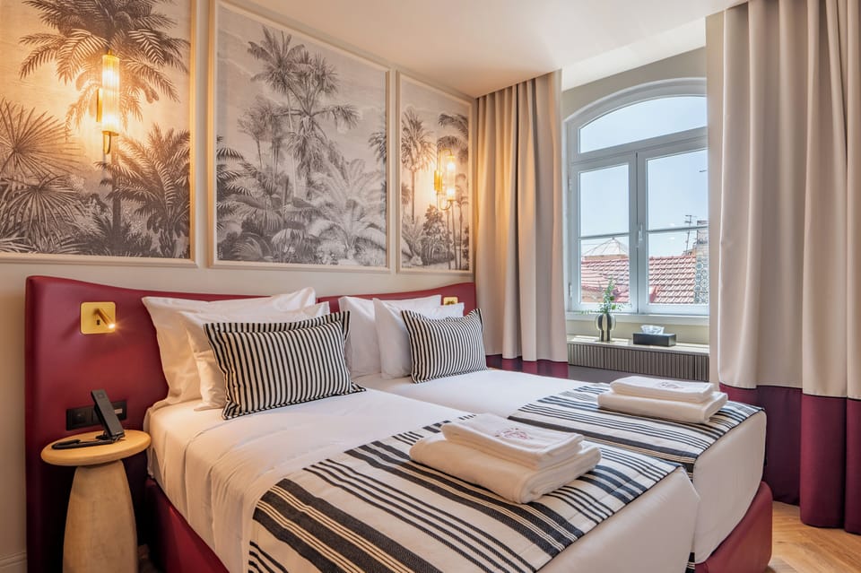 Junior Twin Room | WiFi (free), bed sheets