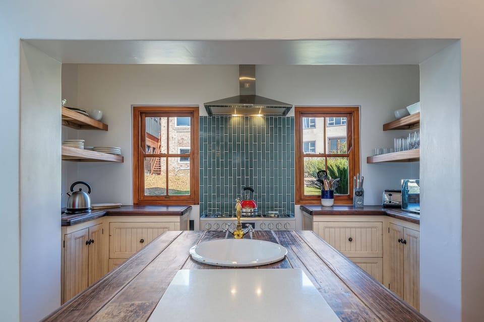 Family Villa, Air conditioning, Vineyard View | Private kitchen